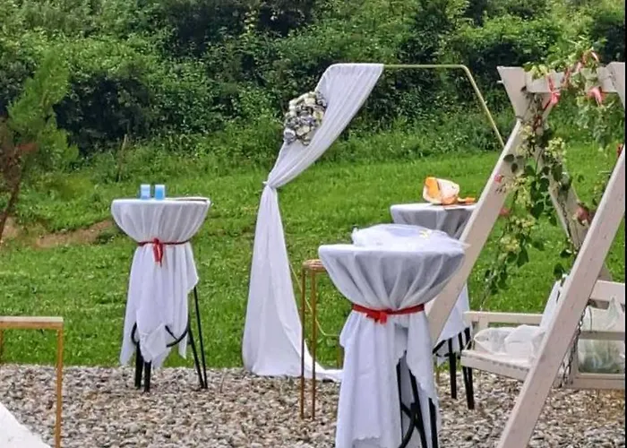 Mihajlo & Milos شقة تجينتيستيه