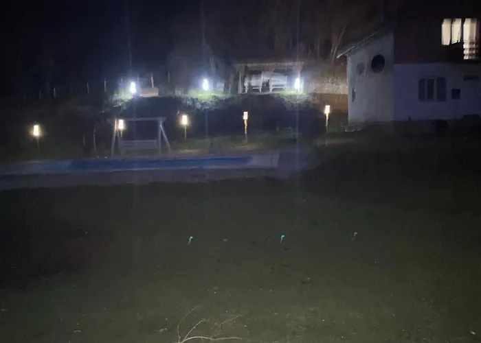 Mihajlo & Milos شقة تجينتيستيه